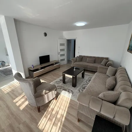 Lira Old Bazaar Walk-in Apartman *